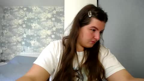 Snapshot of elanis_blair chatting on July 19, 2026, 10:08 am Elanis online show from July 19, 2026, 10:08 am
