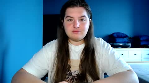 Snapshot of elanis_blair chatting on July 25, 2026, 9:07 am Elanis online show from July 25, 2026, 9:07 am