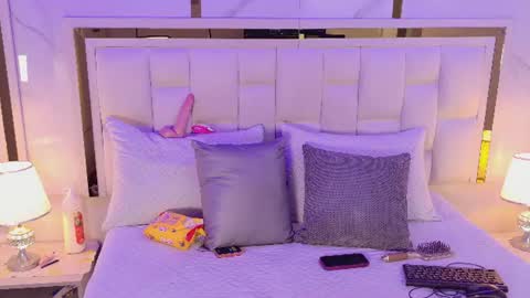 elara_sm online show from July 23, 2026, 3:15 am