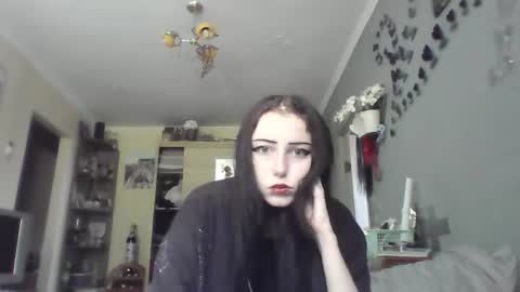 Lia online show from July 27, 2026, 8:21 am