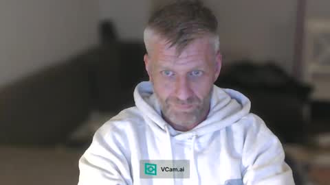 Snapshot of elculiador2207 chatting on September 14, 2025, 2:22 am Timm online show from September 14, 2025, 2:22 am