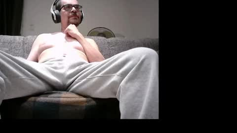 Nando online show from April 11, 2026, 6:18 am