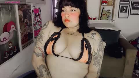 Snapshot of electricsapphire chatting on October 18, 2025, 5:54 am Alejandra online show from October 18, 2025, 5:54 am