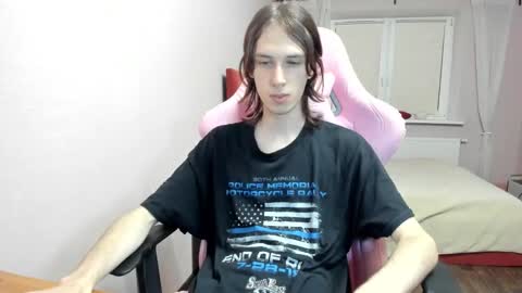 eleganc3 online show from September 24, 2025, 8:12 pm