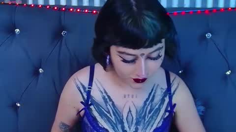 Elektra online show from July 28, 2026, 3:21 pm