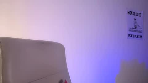 Snapshot of elektra_sky11 chatting on January 29, 2025, 2:53 pm Elektra Sky online show from January 29, 2025, 2:53 pm