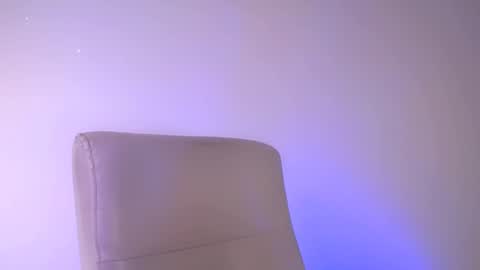 Snapshot of elektra_sky11 chatting on February 27, 2025, 2:21 pm Elektra Sky online show from February 27, 2025, 2:21 pm