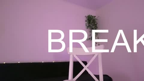 Snapshot of elena_li chatting on February 9, 2025, 12:28 am elena_li online show from February 9, 2025, 12:28 am