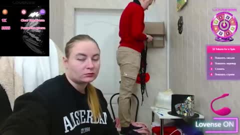 Snapshot of elena_maeer chatting on November 4, 2025, 7:29 am Elena online show from November 4, 2025, 7:29 am