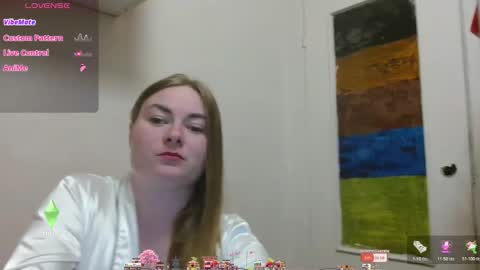 Elena online show from May 19, 2026, 6:25 pm