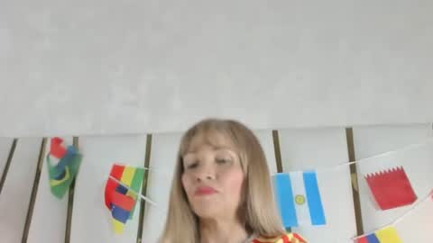 Elena online show from July 3, 2026, 7:09 pm