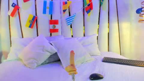 Elena online show from July 10, 2026, 7:05 pm