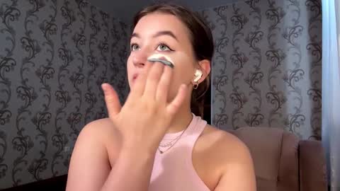 Snapshot of elenacastellani chatting on March 15, 2026, 1:17 pm Mia online show from March 15, 2026, 1:17 pm