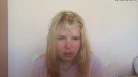 Snapshot of elenaflirt chatting on May 28, 2026, 3:09 pm Elena online show from May 28, 2026, 3:09 pm