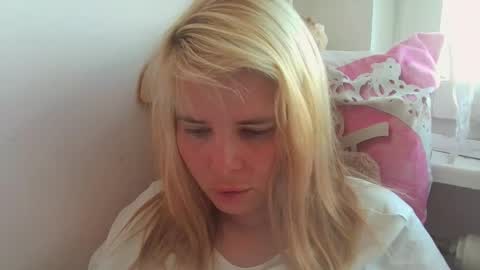 Elena online show from June 8, 2026, 3:34 pm