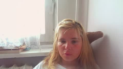Elena online show from June 15, 2026, 8:49 am
