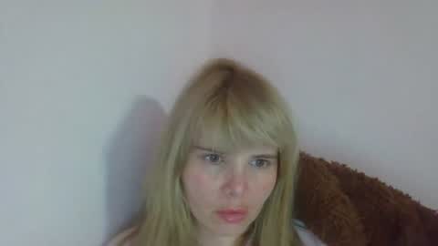 Elena online show from July 28, 2026, 8:23 pm