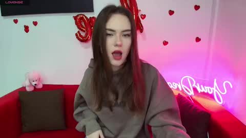 Snapshot of elenaoconar chatting on March 11, 2025, 6:43 am elenaoconar online show from March 11, 2025, 6:43 am