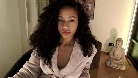 Elenna online show from December 11, 2024, 3:56 am