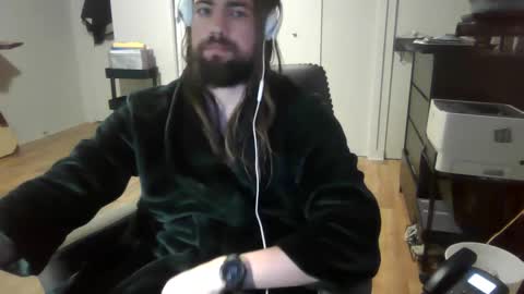 Snapshot of elephantfox chatting on December 20, 2024, 4:20 am fox online show from December 20, 2024, 4:20 am