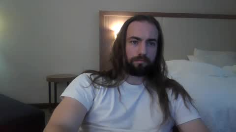 Snapshot of elephantfox chatting on February 4, 2025, 12:40 am fox online show from February 4, 2025, 12:40 am