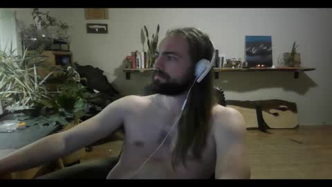 Snapshot of elephantfox chatting on February 26, 2025, 5:09 am fox online show from February 26, 2025, 5:09 am