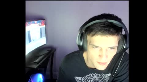 elephantrunkman online show from February 10, 2025, 4:52 am