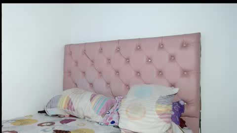 elettra_parisi19 online show from September 15, 2025, 8:31 pm