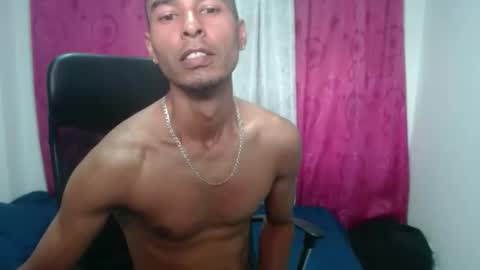 elherrero2024 online show from December 6, 2024, 5:44 pm