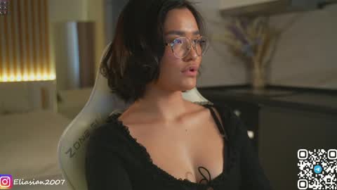 Snapshot of eli_asian chatting on April 20, 2026, 12:08 pm Eli online show from April 20, 2026, 12:08 pm