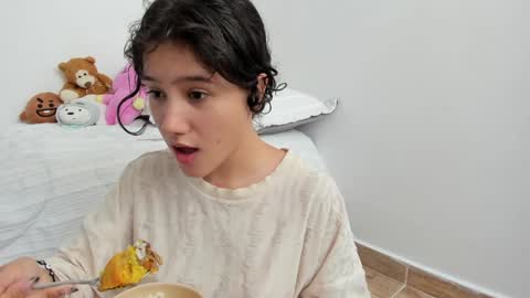 eli_dl online show from January 10, 2025, 6:38 pm