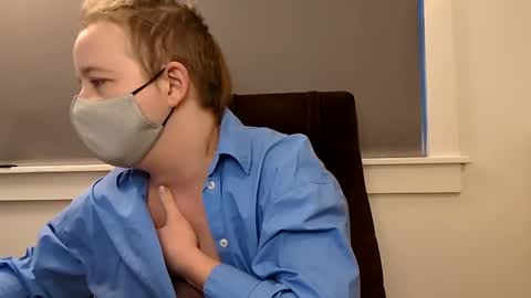 Snapshot of eli_hayes chatting on February 2, 2025, 9:45 pm Elias online show from February 2, 2025, 9:45 pm