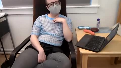 Snapshot of eli_hayes chatting on February 16, 2025, 9:05 pm Elias online show from February 16, 2025, 9:05 pm