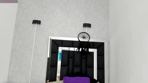 Snapshot of elian___ chatting on May 29, 2026, 11:08 am Elian online show from May 29, 2026, 11:08 am