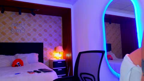 Elian online show from April 1, 2026, 6:49 pm