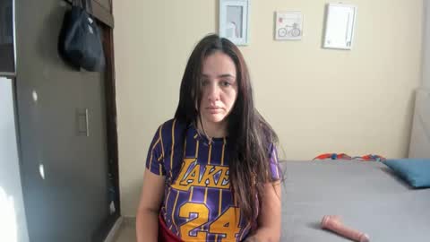 Snapshot of eliana_garcia chatting on December 8, 2024, 12:41 pm eliana_garcia online show from December 8, 2024, 12:41 pm