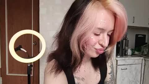 elianafox_ online show from July 23, 2026, 8:23 am
