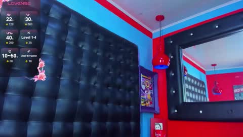 ---Elian--- online show from October 10, 2025, 5:12 pm