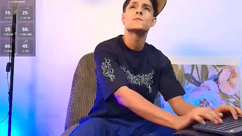 elias_salvatore_ online show from July 28, 2026, 2:05 pm