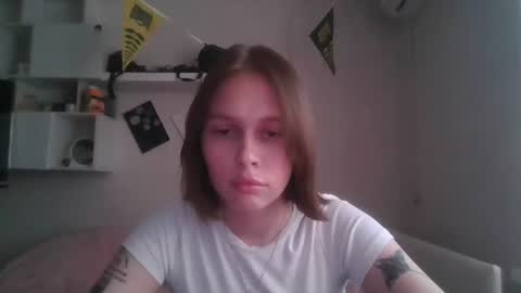 elicandy_ online show from June 23, 2026, 4:05 pm