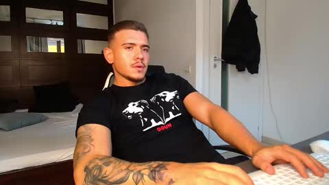 ElijahThorne online show from February 19, 2026, 10:11 am