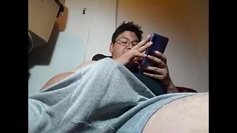 Snapshot of elimposstor chatting on December 17, 2024, 11:49 pm elimposstor online show from December 17, 2024, 11:49 pm