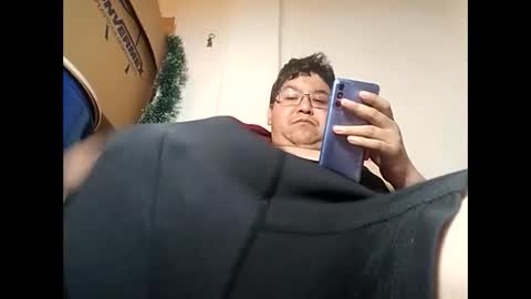 Snapshot of elimposstor chatting on December 27, 2024, 11:28 am elimposstor online show from December 27, 2024, 11:28 am