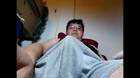 Snapshot of elimposstor chatting on January 11, 2025, 11:13 pm elimposstor online show from January 11, 2025, 11:13 pm