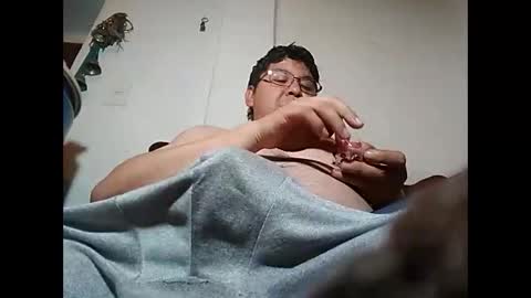 Snapshot of elimposstor chatting on January 14, 2025, 6:45 am elimposstor online show from January 14, 2025, 6:45 am