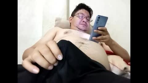 Snapshot of elimposstor chatting on November 8, 2025, 2:06 pm elimposstor online show from November 8, 2025, 2:06 pm