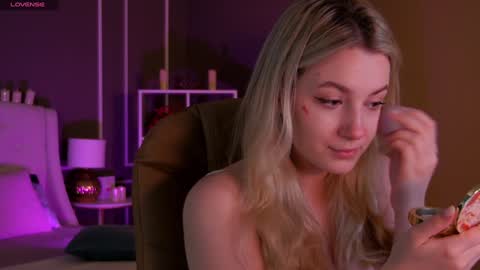 Elina online show from January 18, 2025, 1:19 am