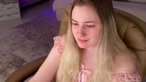 Elina online show from October 17, 2025, 1:09 am