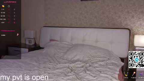 Elina online show from November 25, 2025, 1:27 am