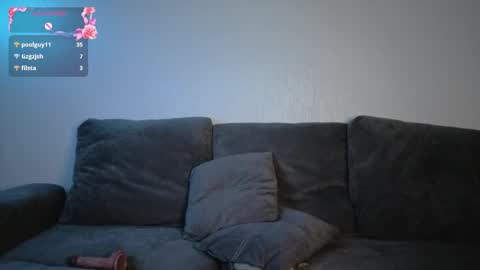 Elna and Tom online show from April 12, 2026, 8:52 am